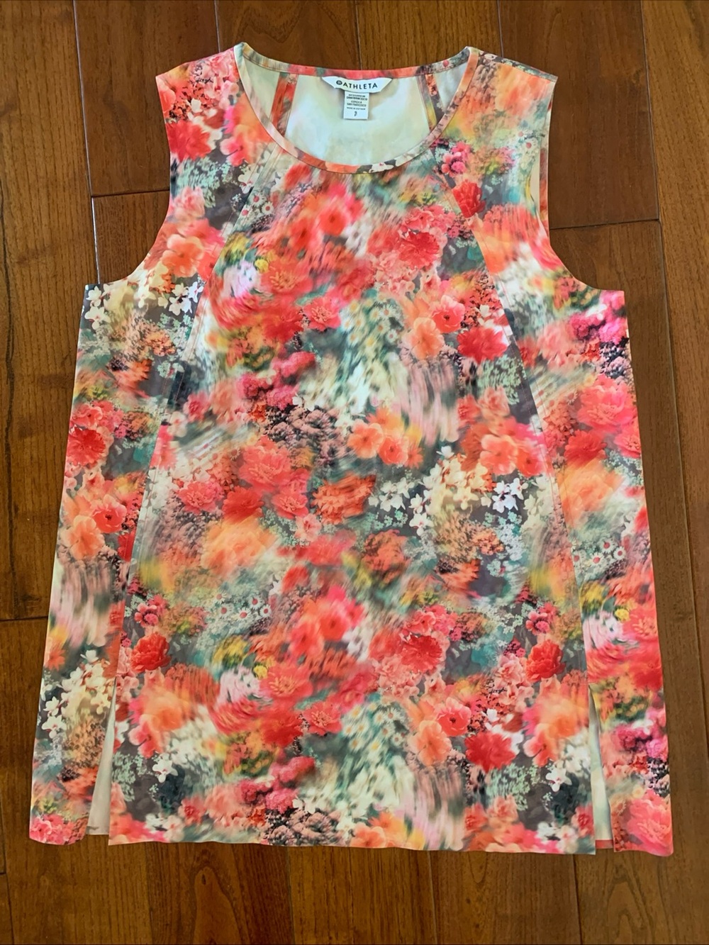 Athleta Zephyr Refined Floral Top Size Small Coral Sleeveless Laser Tank Active